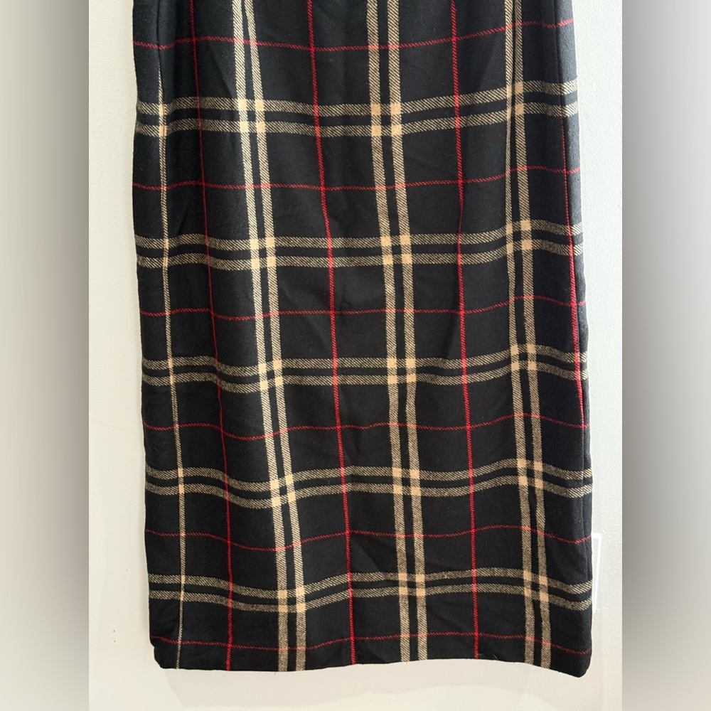 Michele 12 Plaid 20% Wool Wrap Black and Red Women's Skirt w Fringe 230 - Picture 6 of 8